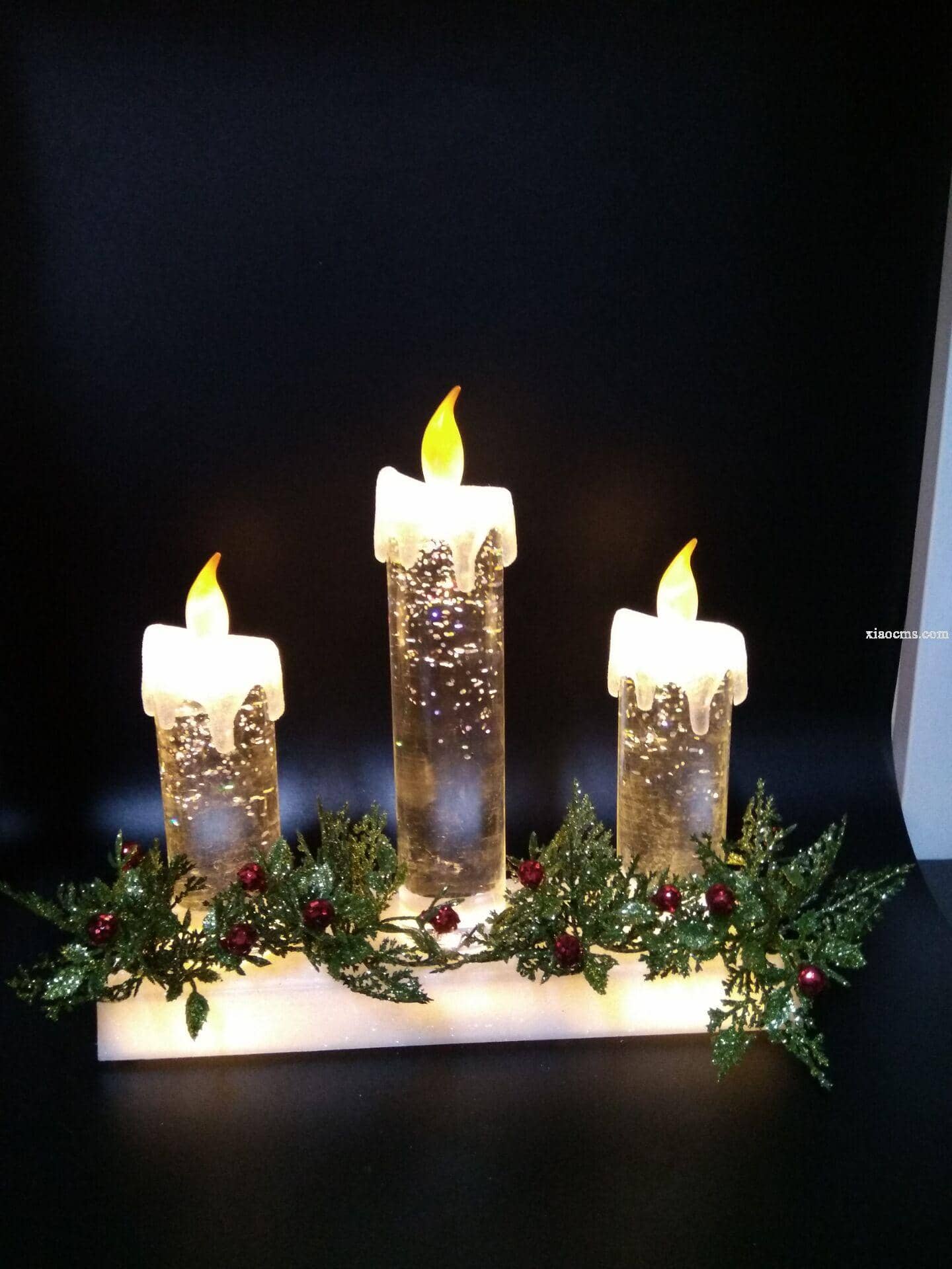 五角星加花三只蠟燭